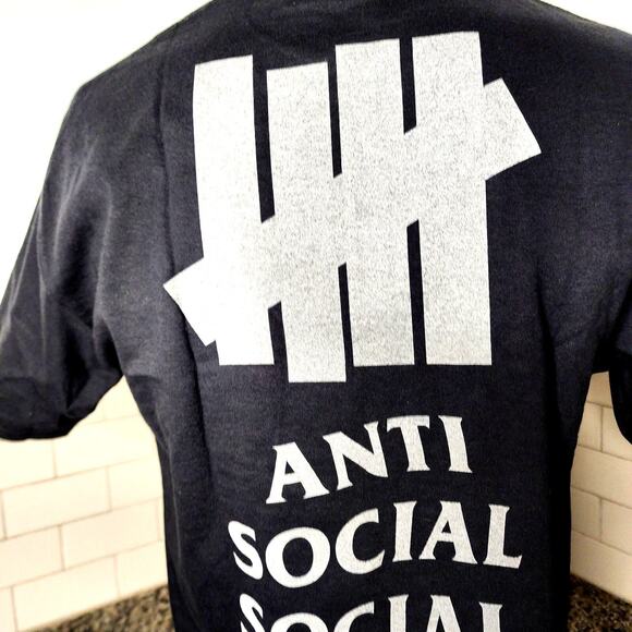 Anti-Social Social Club Undefeated Anti 2024 NWT Size Med - Picture 8 of 12